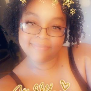 Meet your Posher, Alicia